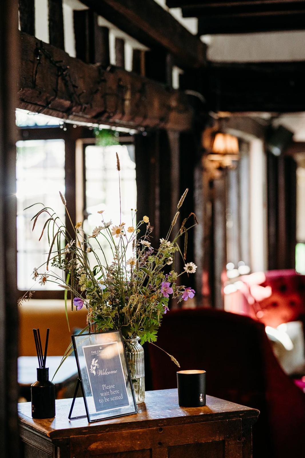 The Crown Inn Chiddingfold Exterior photo